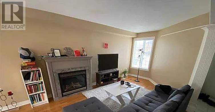 35 Mckenzie Crescent, Barrie, ON, L4N 0A9 - 2