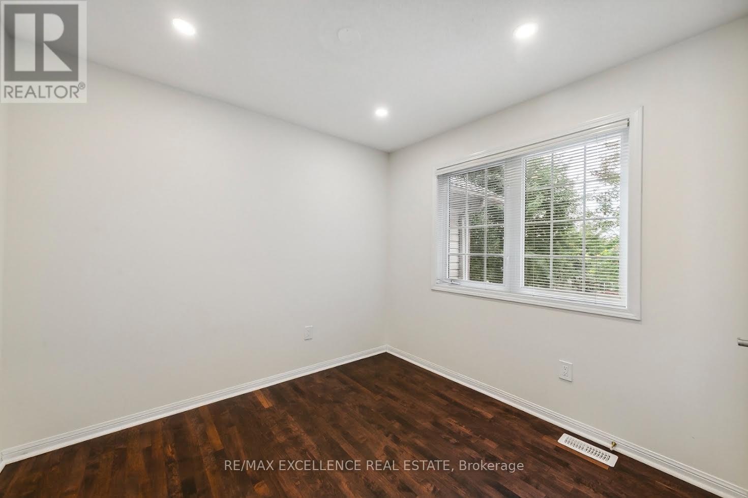 2406 Baintree Crescent, Oakville, ON, L6M 4X1 - 10