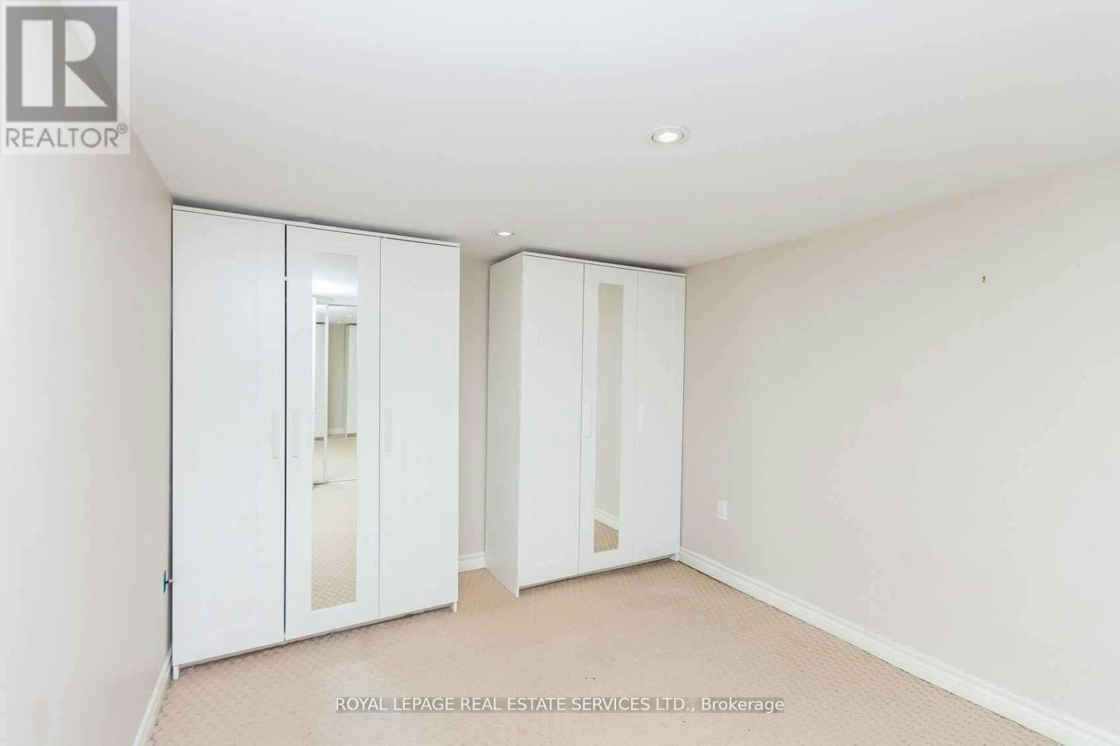 21 Belgravia Avenue, Toronto, ON, M6E 2M4 - 26