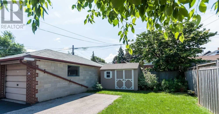 21 Belgravia Avenue, Toronto, ON, M6E 2M4 - 36
