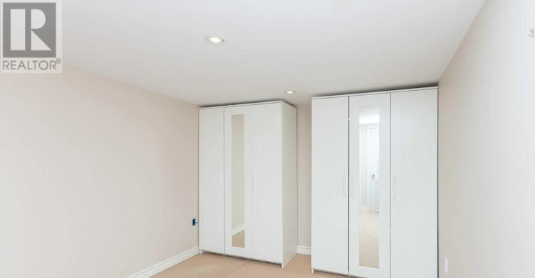 21 Belgravia Avenue, Toronto, ON, M6E 2M4 - 25