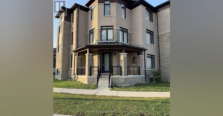 2-30 Skyridge Drive, Brampton, ON, L6P 4P3