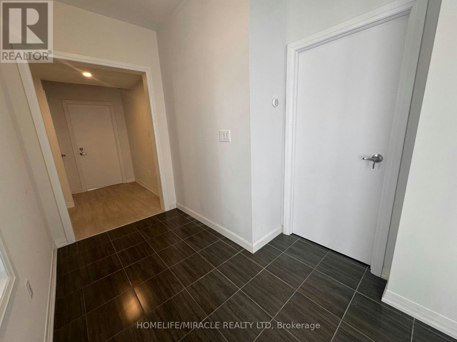2-30 Skyridge Drive, Brampton, ON, L6P 4P3 - 3