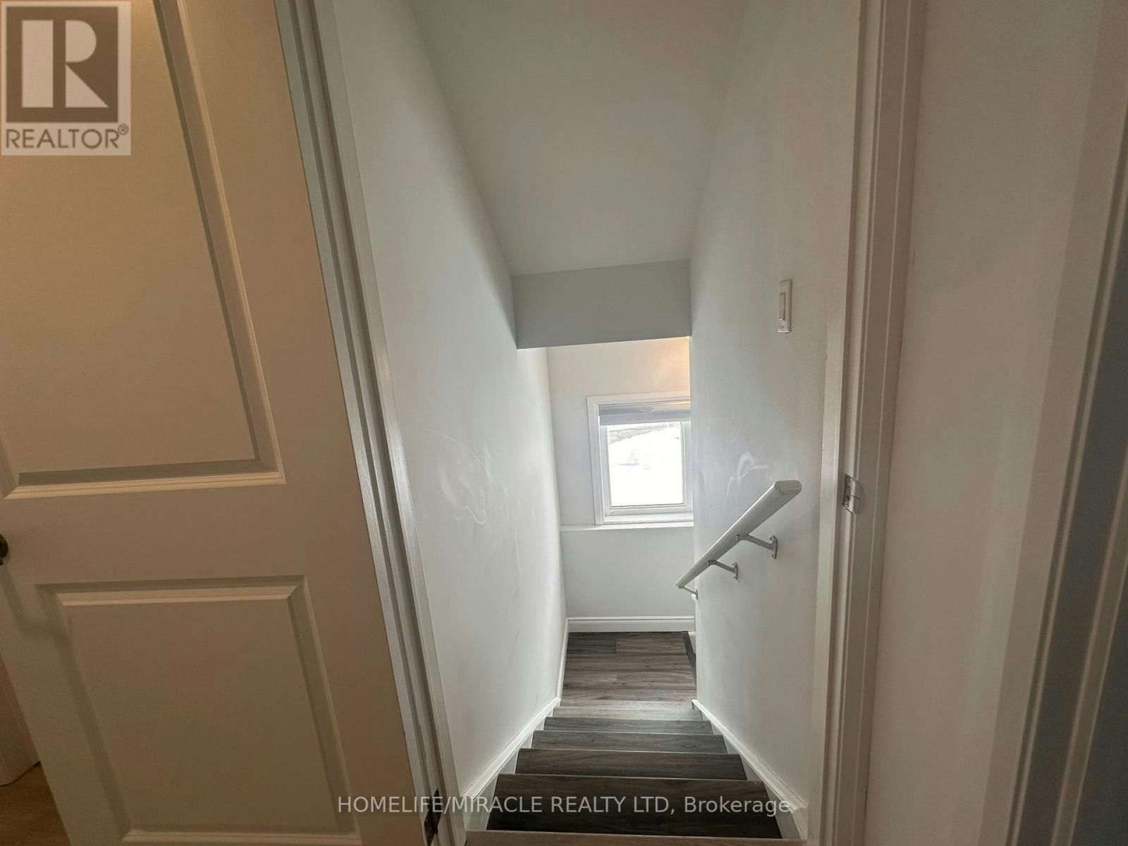 2-30 Skyridge Drive, Brampton, ON, L6P 4P3 - 8