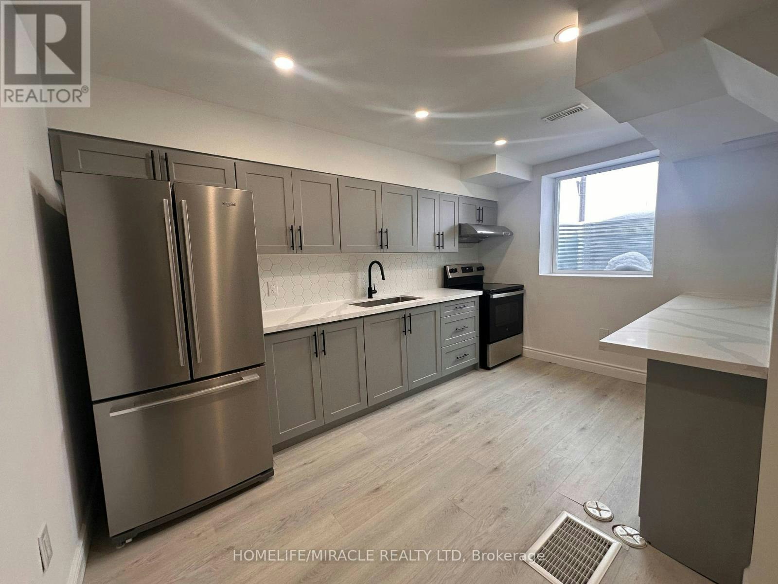 2-30 Skyridge Drive, Brampton, ON, L6P 4P3 - 13