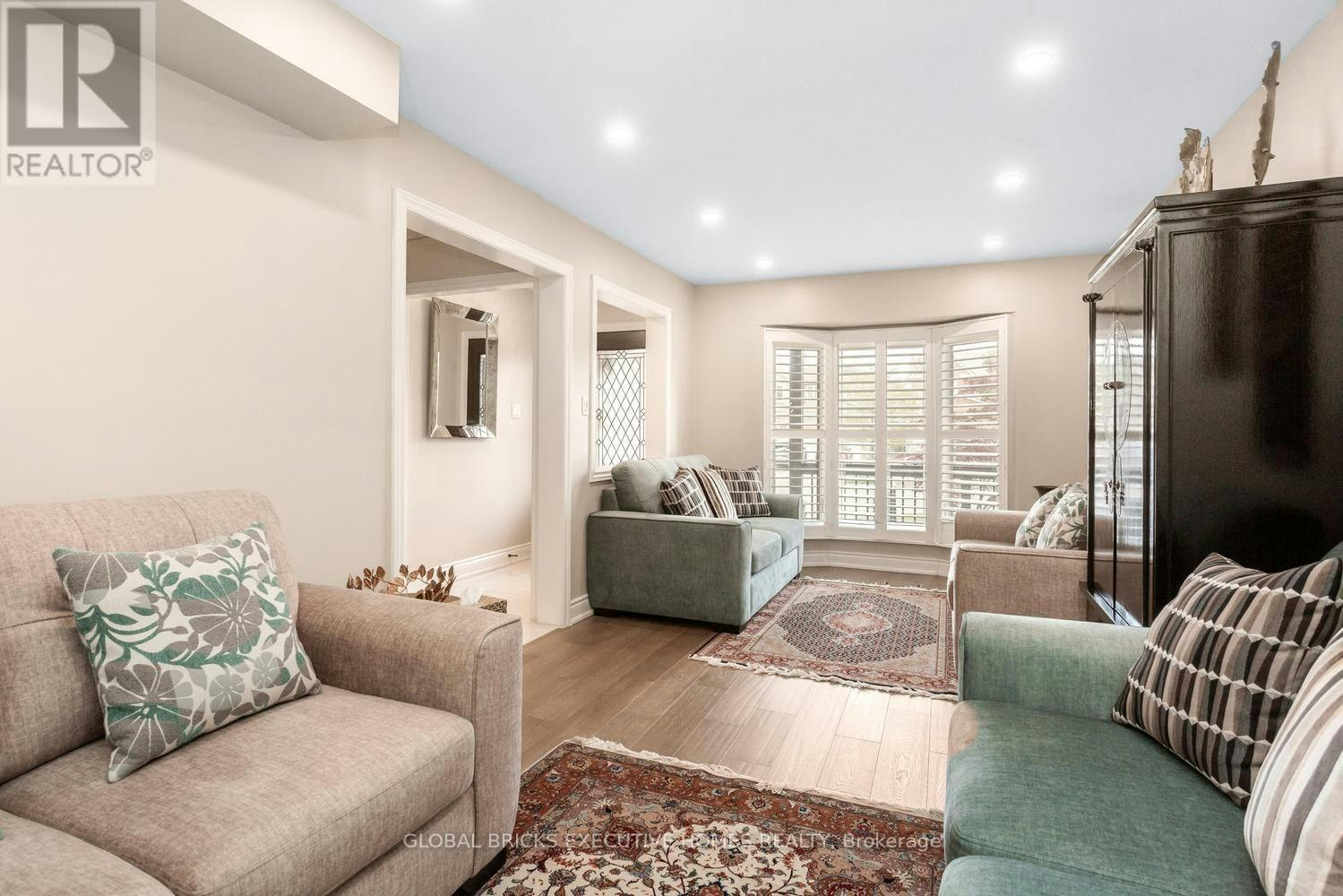 UPPER-5952 Grossbeak Drive, Mississauga, ON, L5N 6B3 - 9