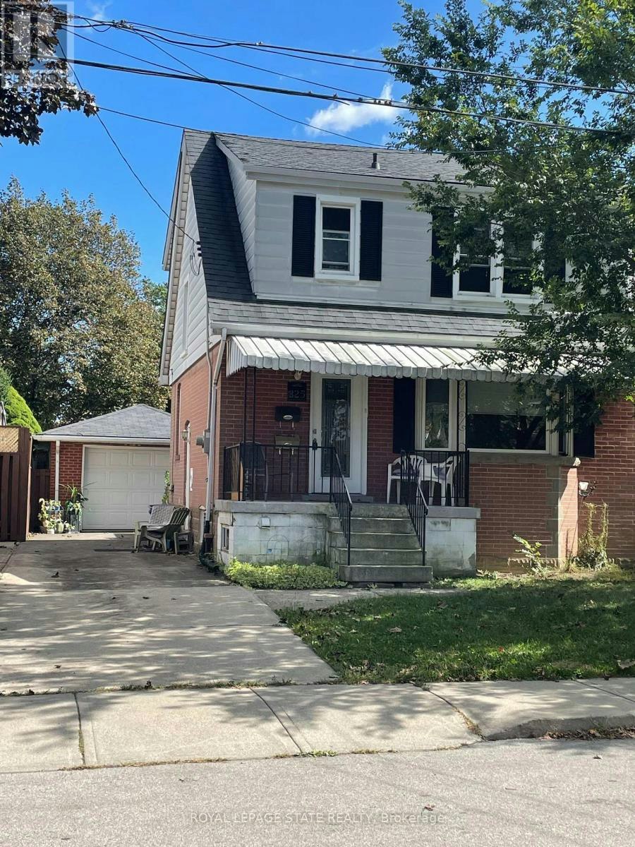 UPPER-225 14th Street EAST, Hamilton, ON, L9A 4B7