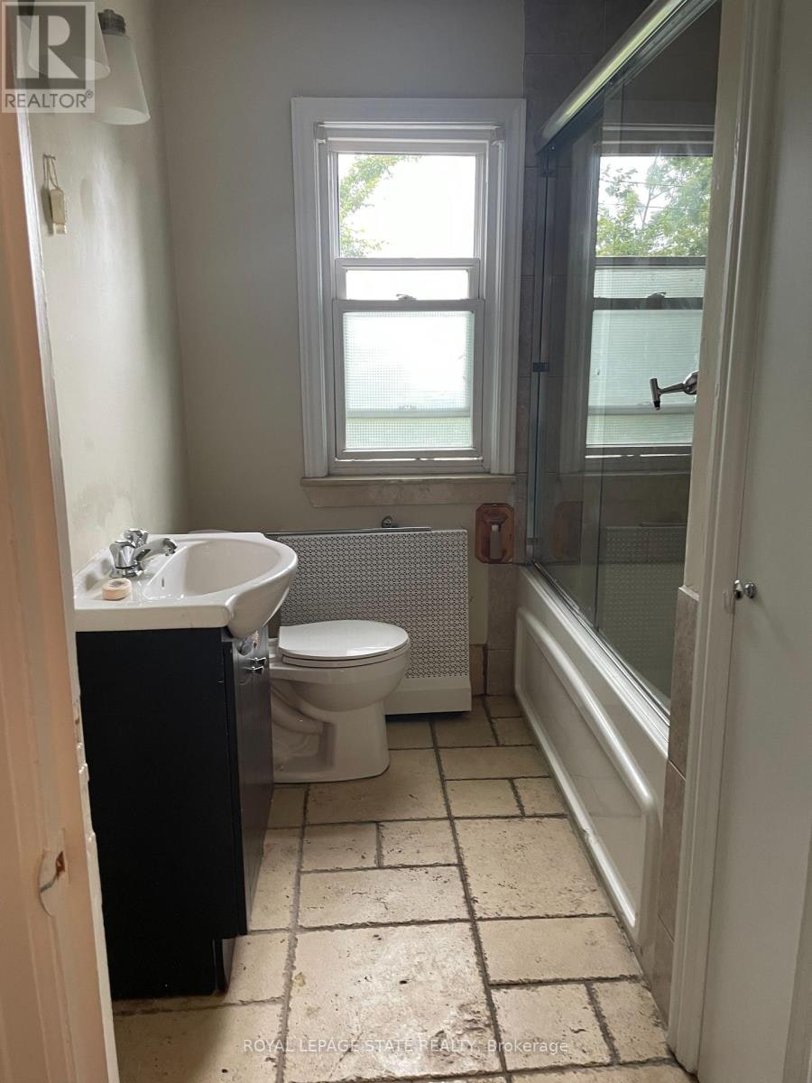 UPPER-225 14th Street EAST, Hamilton, ON, L9A 4B7 - 10