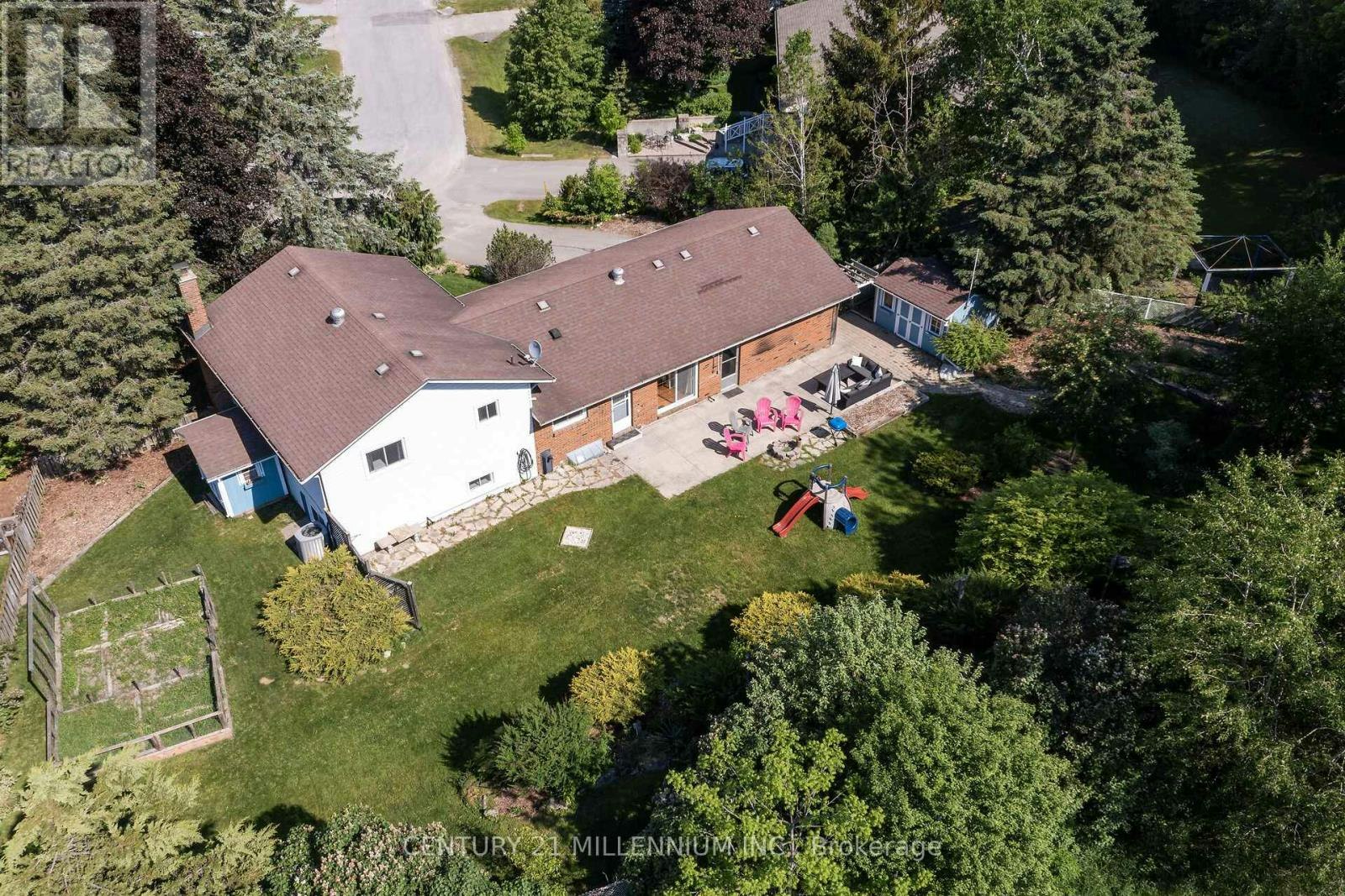 41 Douglas Crescent, Erin, ON, N0B 1Z0