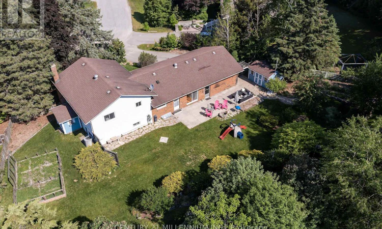41 Douglas Crescent