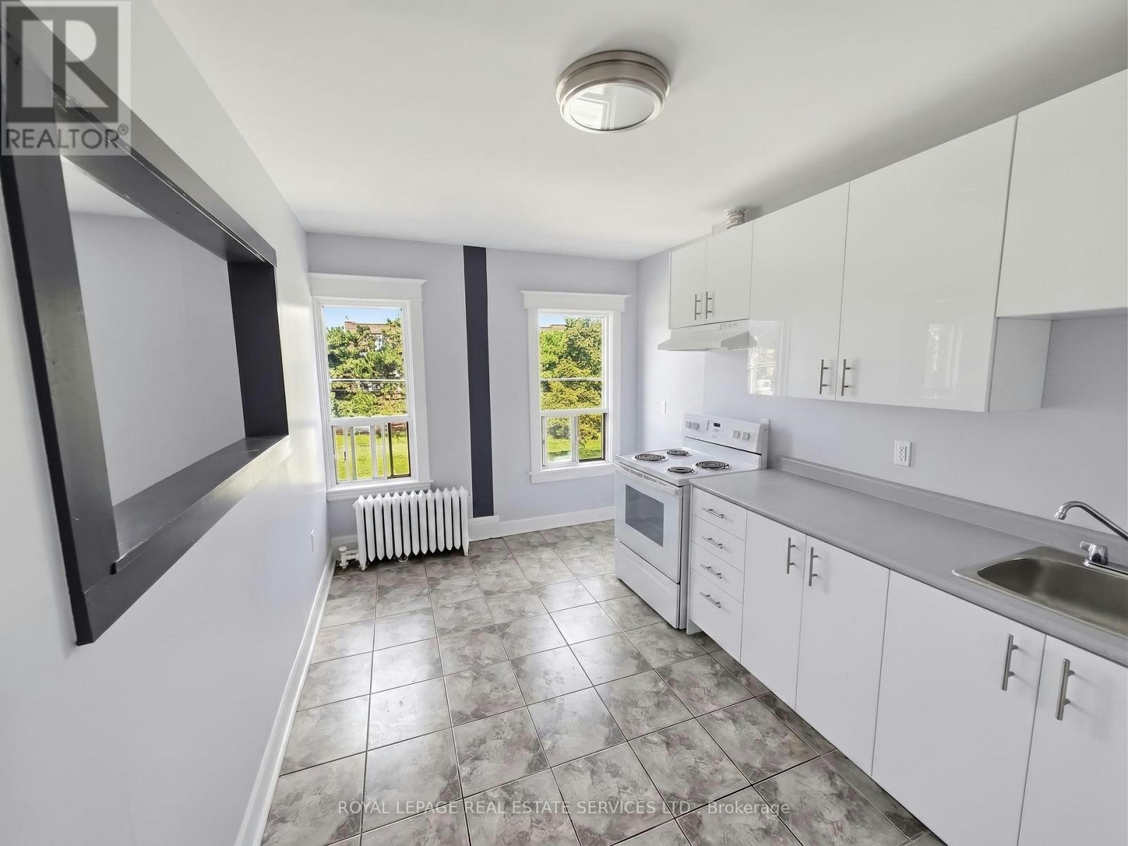 8-8 Ottawa Street N, Hamilton, ON, L8H 3Y7 - 6