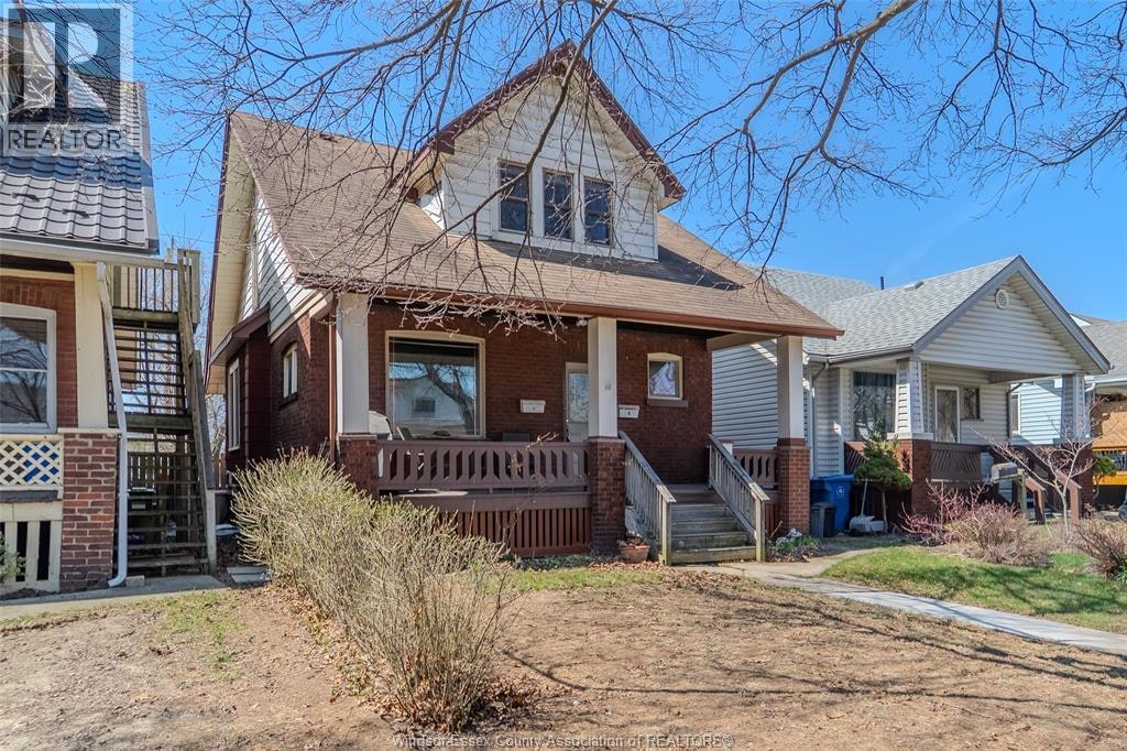 1135 Janette Avenue, Windsor, ON, N9A 5A6