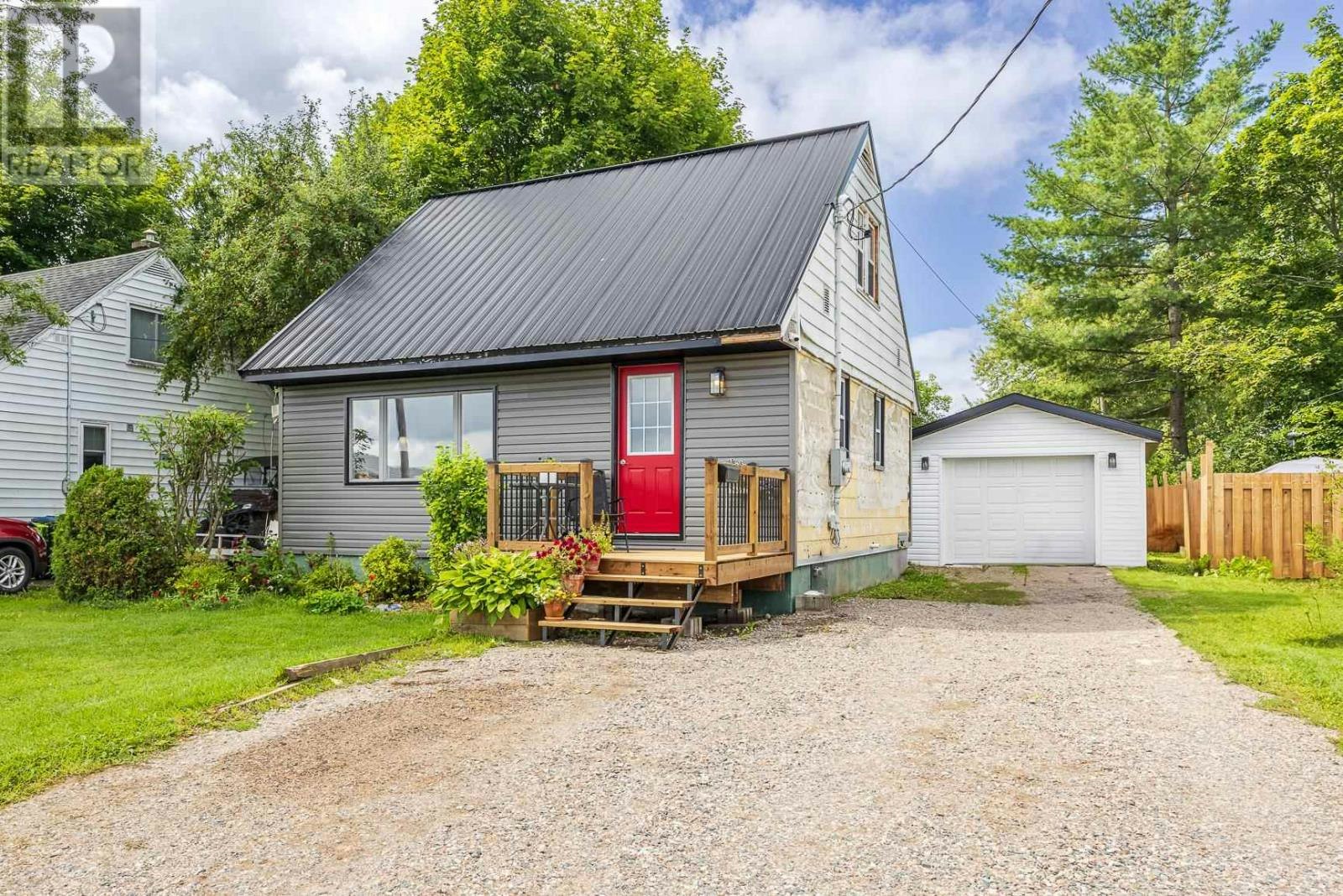 83 Weldon Avenue, Sault Ste. Marie, ON, P6B 3C5