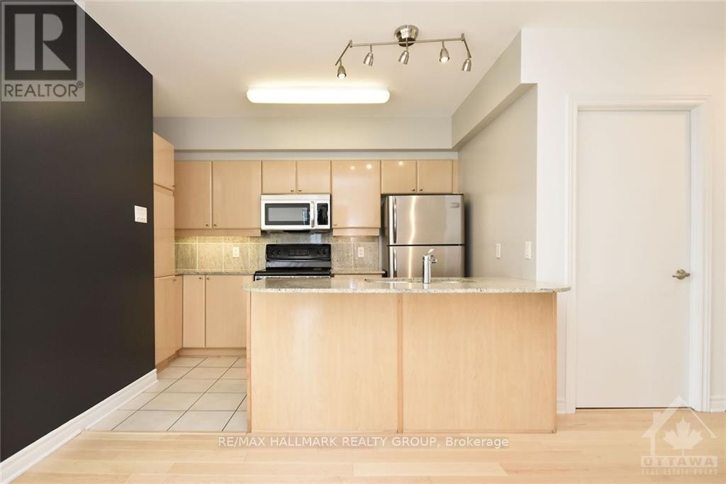 1101-445 Laurier Avenue W, Ottawa, ON, K1R 0A2 - 9