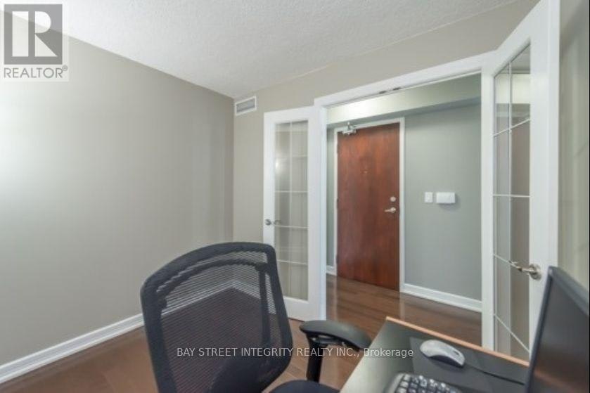 2101-16 Harrison Garden Boulevard, Toronto, ON, M2N 7J6 - 5