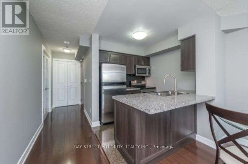 2101-16 Harrison Garden Boulevard, Toronto, ON, M2N 7J6 - 2