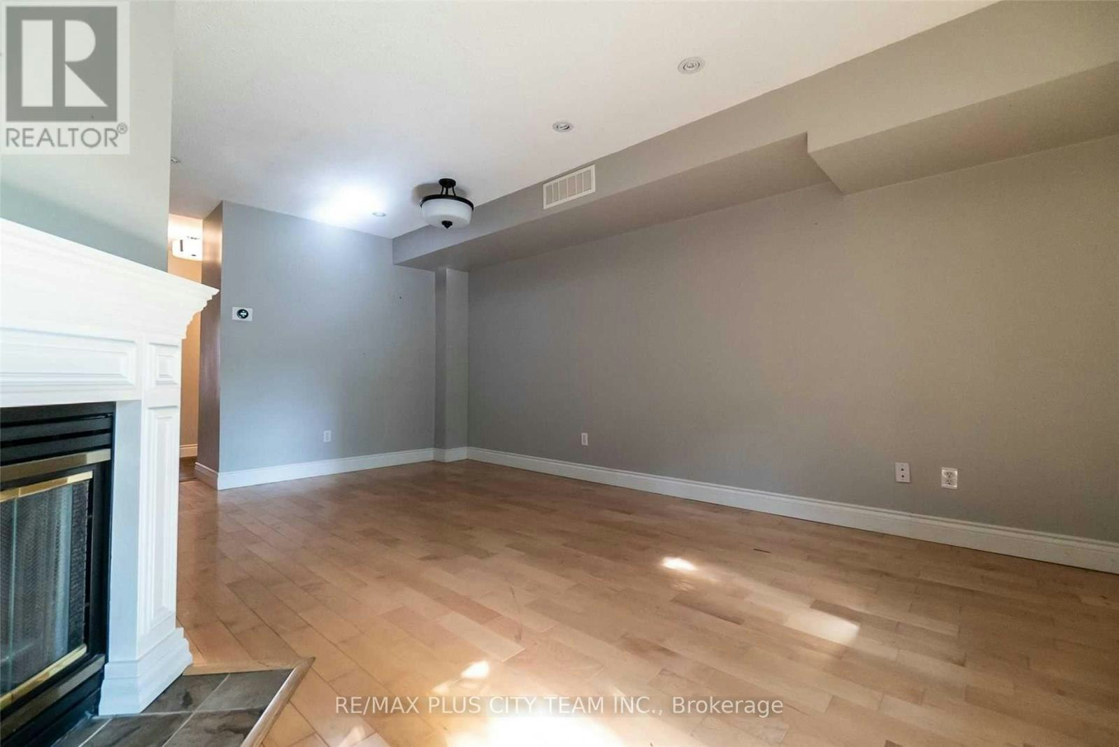 TH 8C-801 King Street W, Toronto, ON, M5V 3C9 - 8