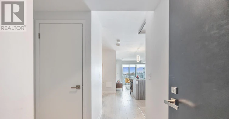 509-31 Tippett Road, Toronto, ON, M3H 0C8 - 2