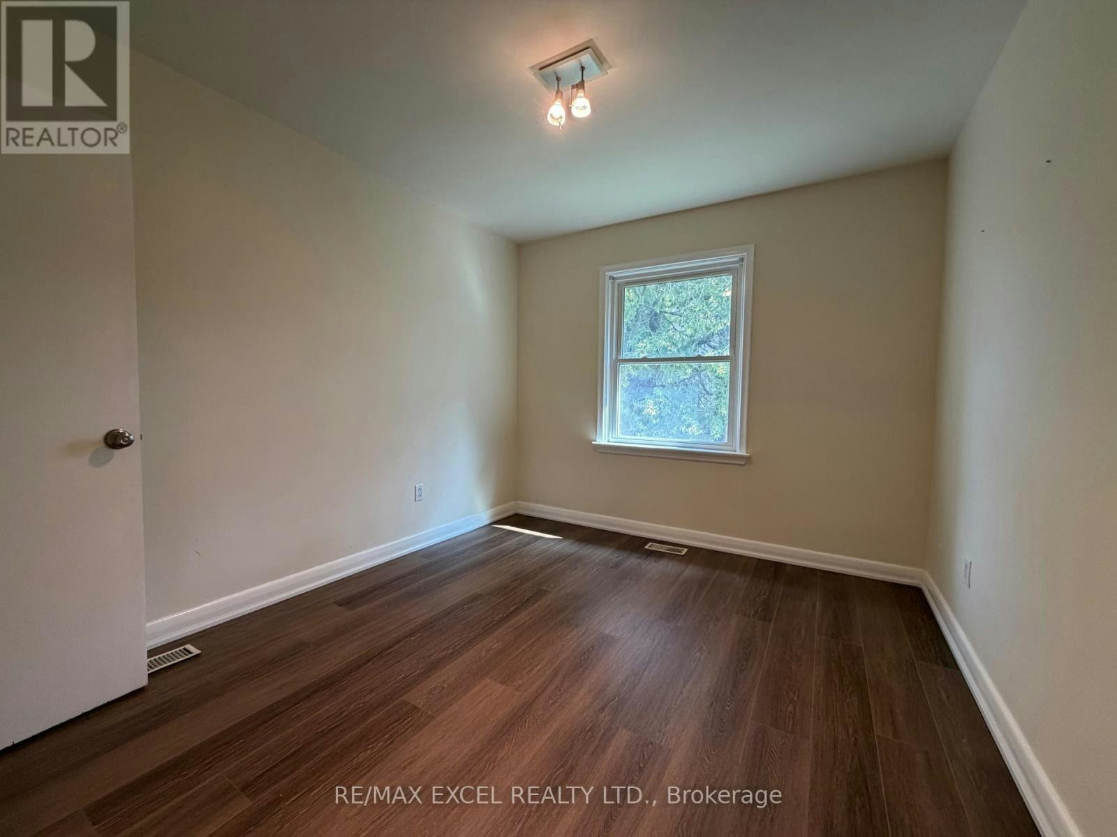 MAIN-23 Linelle Street, Toronto, ON, M2N 2J4 - 9