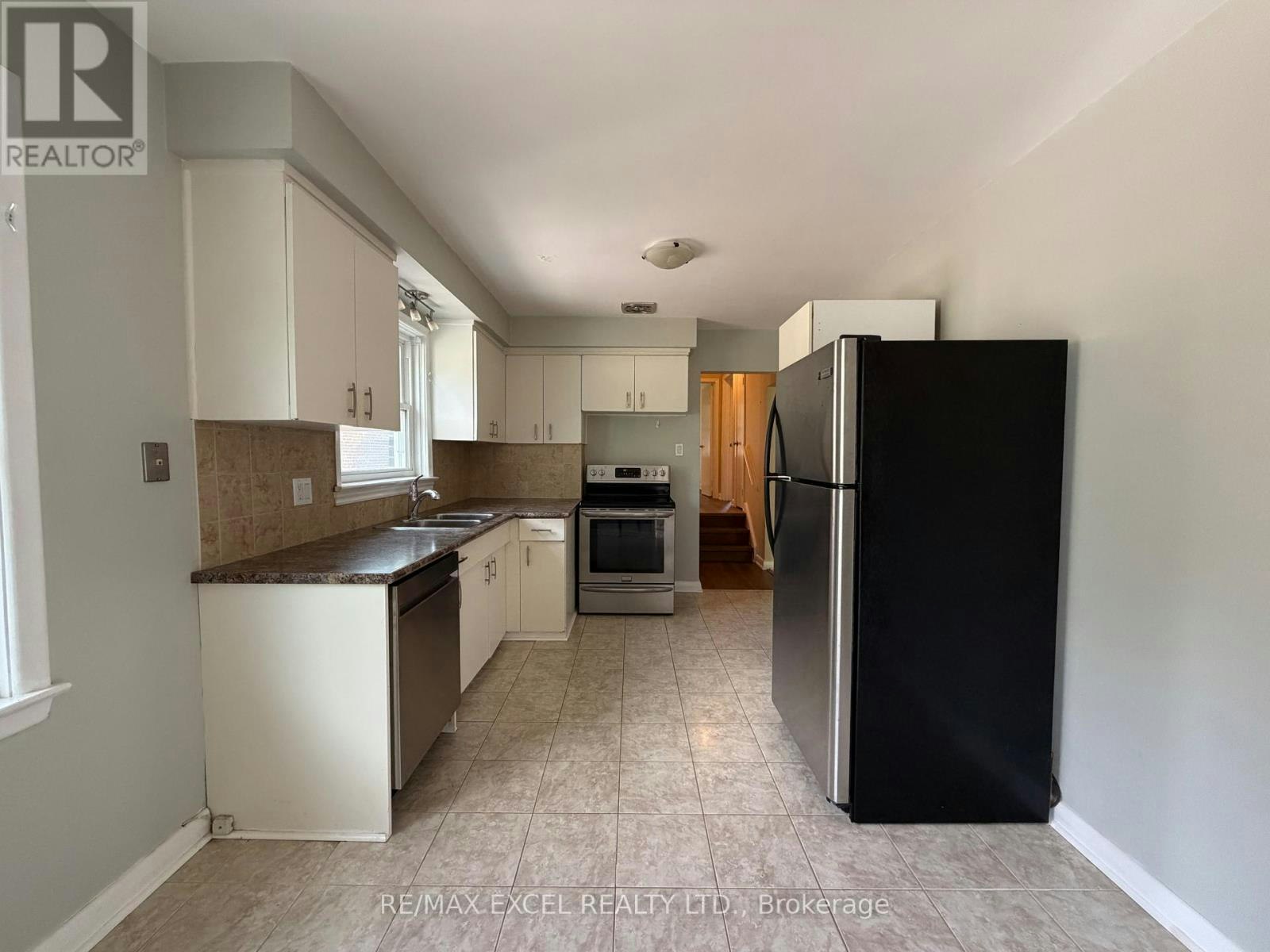 MAIN-23 Linelle Street, Toronto, ON, M2N 2J4 - 2