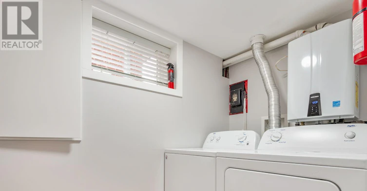 BSMT-30 Coe Hill Drive, Toronto, ON, M6S 3C8 - 7