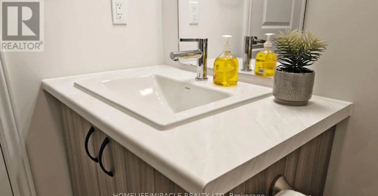 26-5672 Dorchester Road, Niagara Falls, ON, L2G 4Y8 - 16