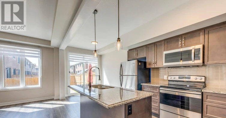 35 Pelican Lane, Hamilton, ON, L8K 0A4 - 18