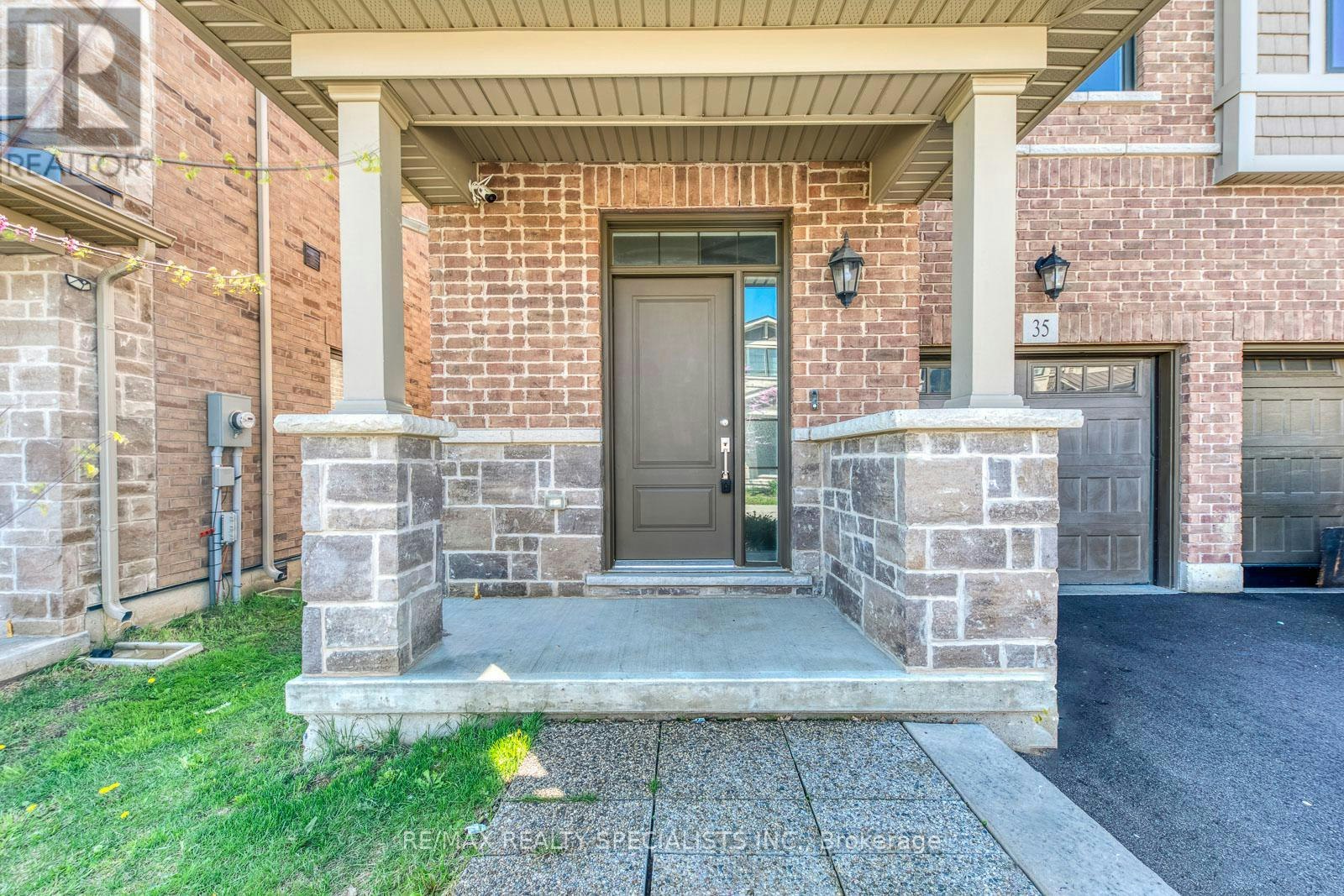 35 Pelican Lane, Hamilton, ON, L8K 0A4 - 3