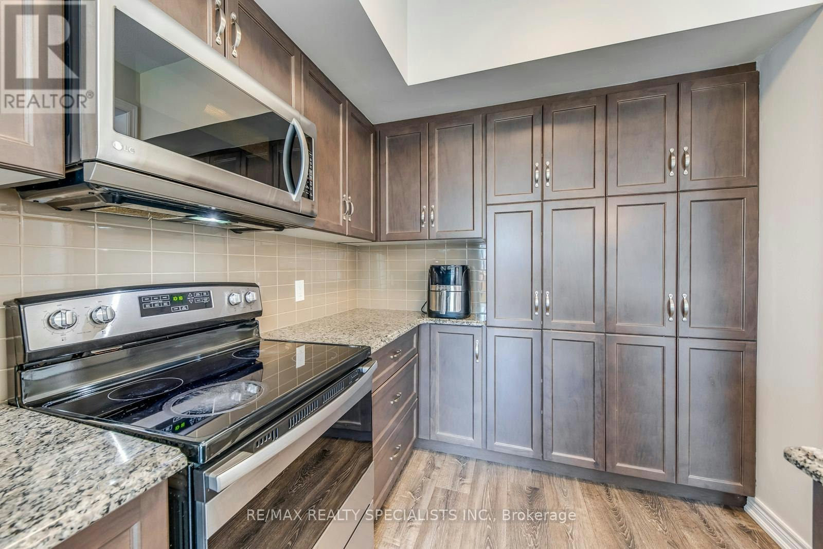 35 Pelican Lane, Hamilton, ON, L8K 0A4 - 16