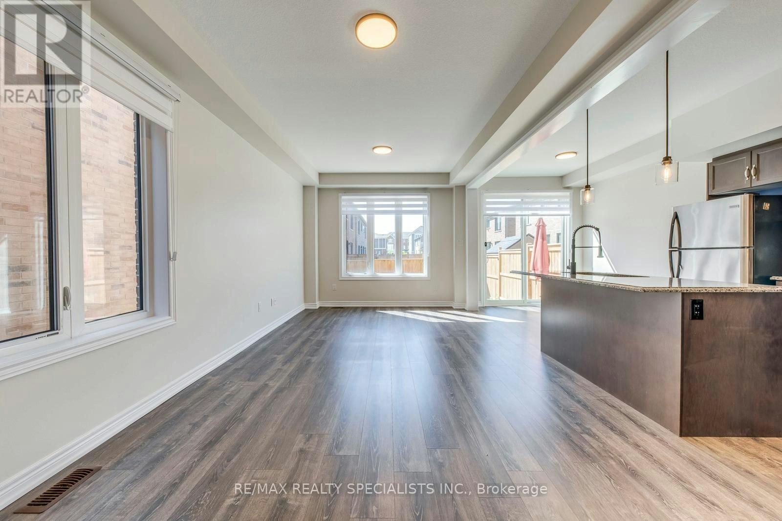35 Pelican Lane, Hamilton, ON, L8K 0A4 - 6