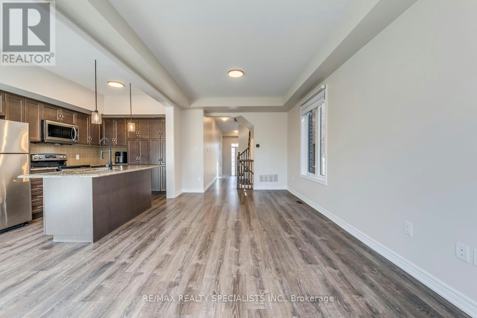 35 Pelican Lane, Hamilton, ON, L8K 0A4 - 8