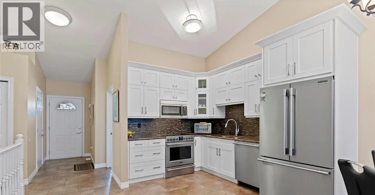3748 Prairie Court, Windsor, ON, N9G 2X3 - 3