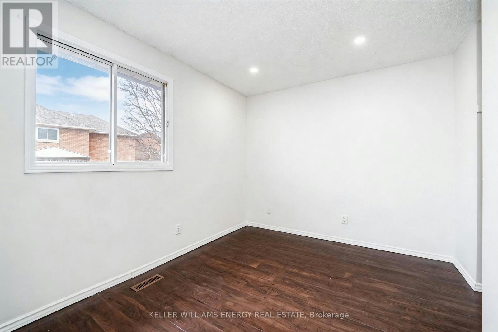 23 Downham Drive, Clarington, ON, L1C 4G9 - 18
