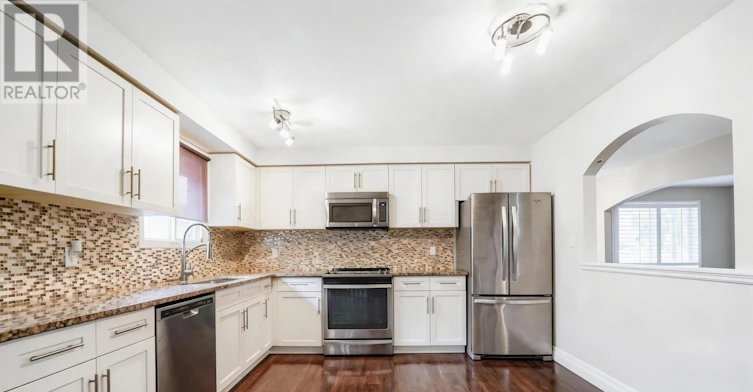 23 Downham Drive, Clarington, ON, L1C 4G9 - 10