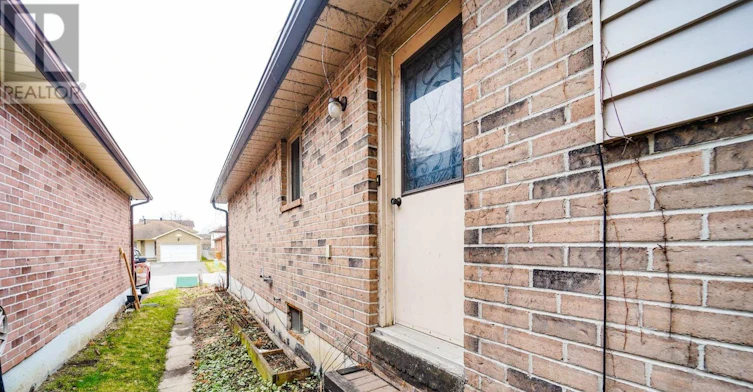 23 Downham Drive, Clarington, ON, L1C 4G9 - 28