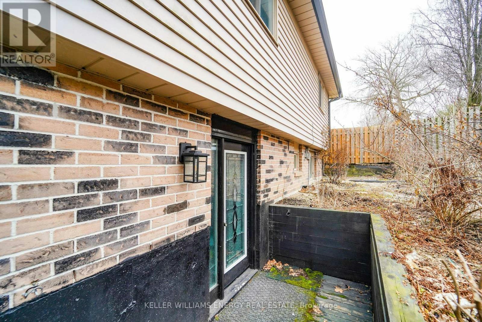 23 Downham Drive, Clarington, ON, L1C 4G9 - 27