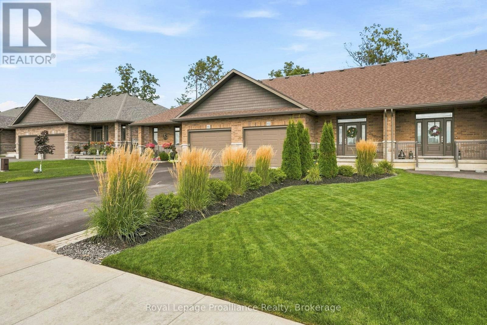 93 Appledene Drive, Quinte West, ON, K8V 0L4