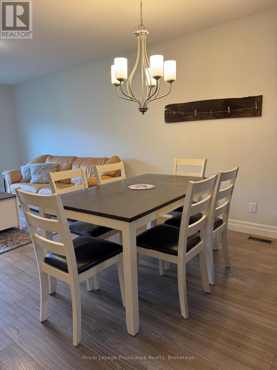 19 Mcintosh Crescent, Quinte West, ON, K8V 0G1 - 10