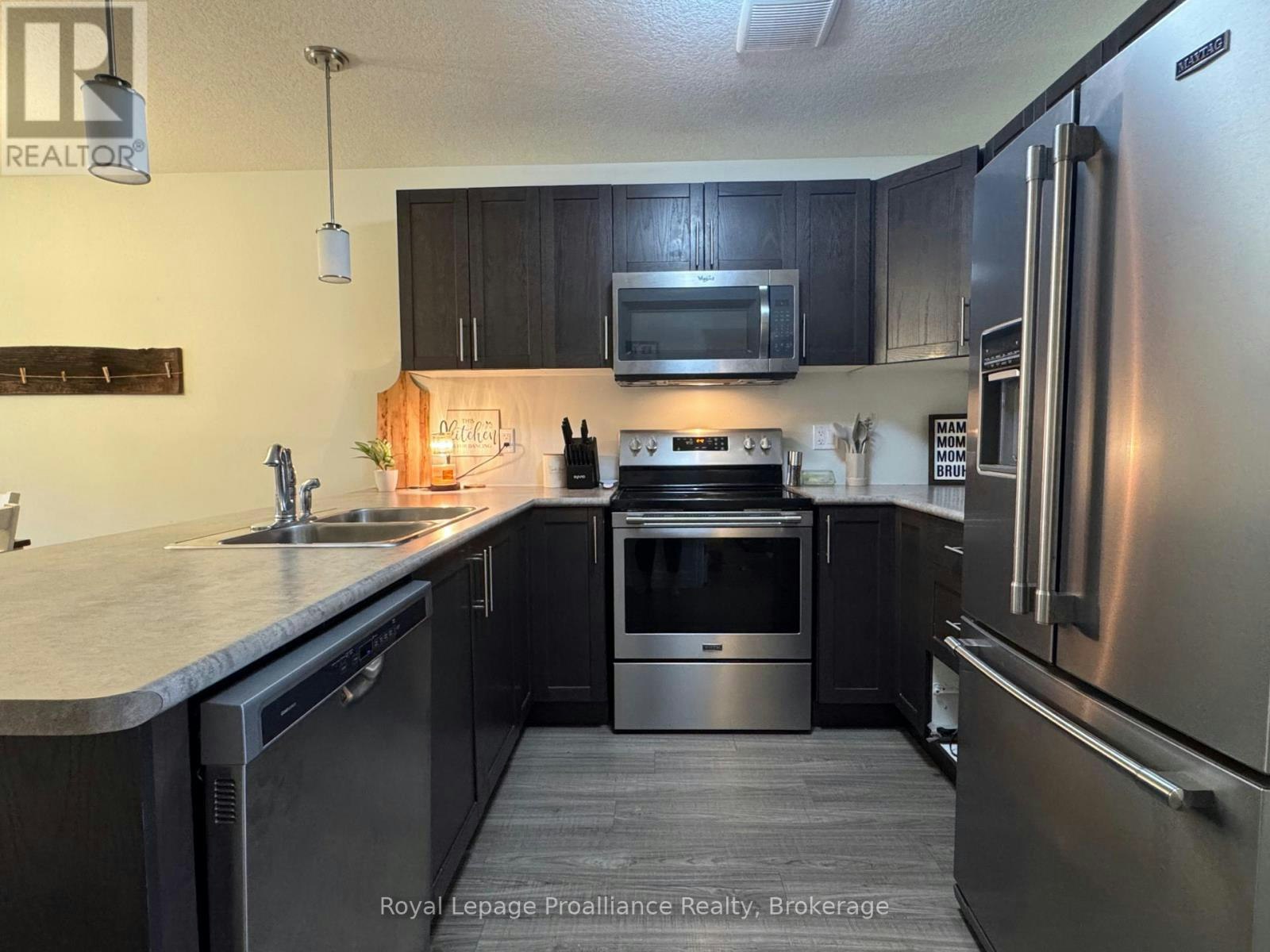 19 Mcintosh Crescent, Quinte West, ON, K8V 0G1 - 7