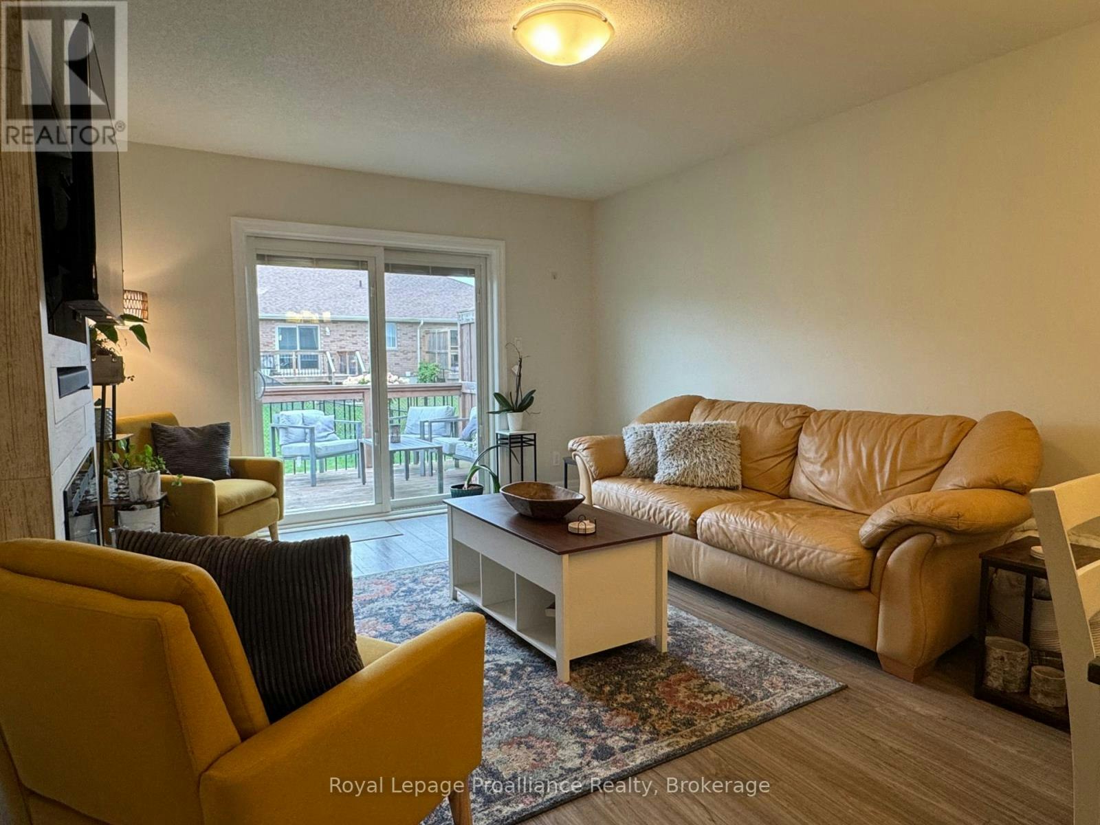 19 Mcintosh Crescent, Quinte West, ON, K8V 0G1 - 11