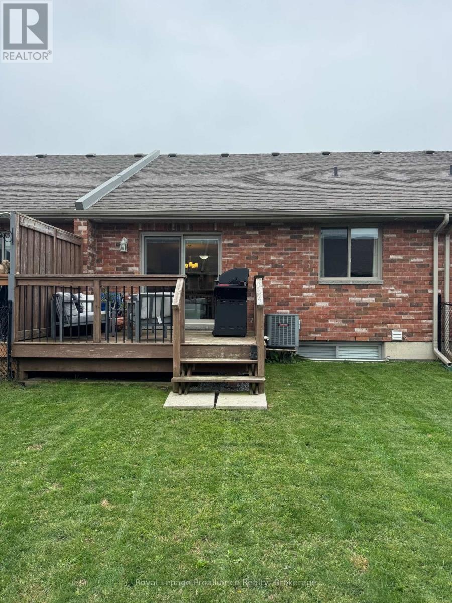19 Mcintosh Crescent, Quinte West, ON, K8V 0G1 - 20