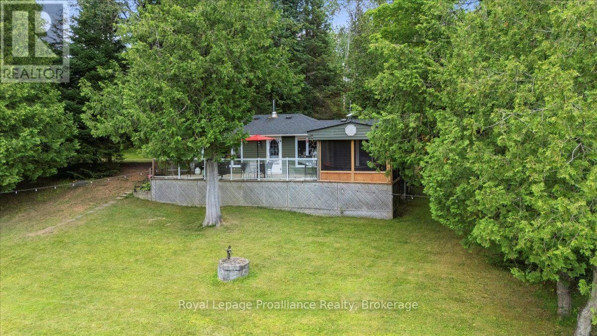 17 Halcomb Lane, Limerick, ON, K0L 1P0