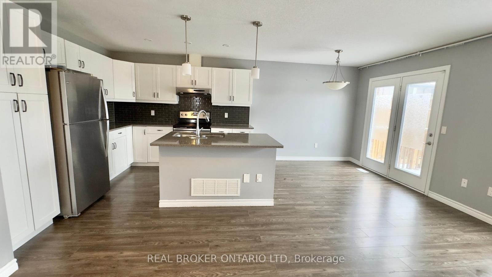 1-3400 Castle Rock Place, London, ON, N6L 0E4 - 3