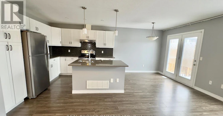 1-3400 Castle Rock Place, London, ON, N6L 0E4 - 3
