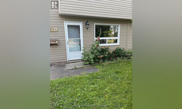 323A Wentworth Crescent