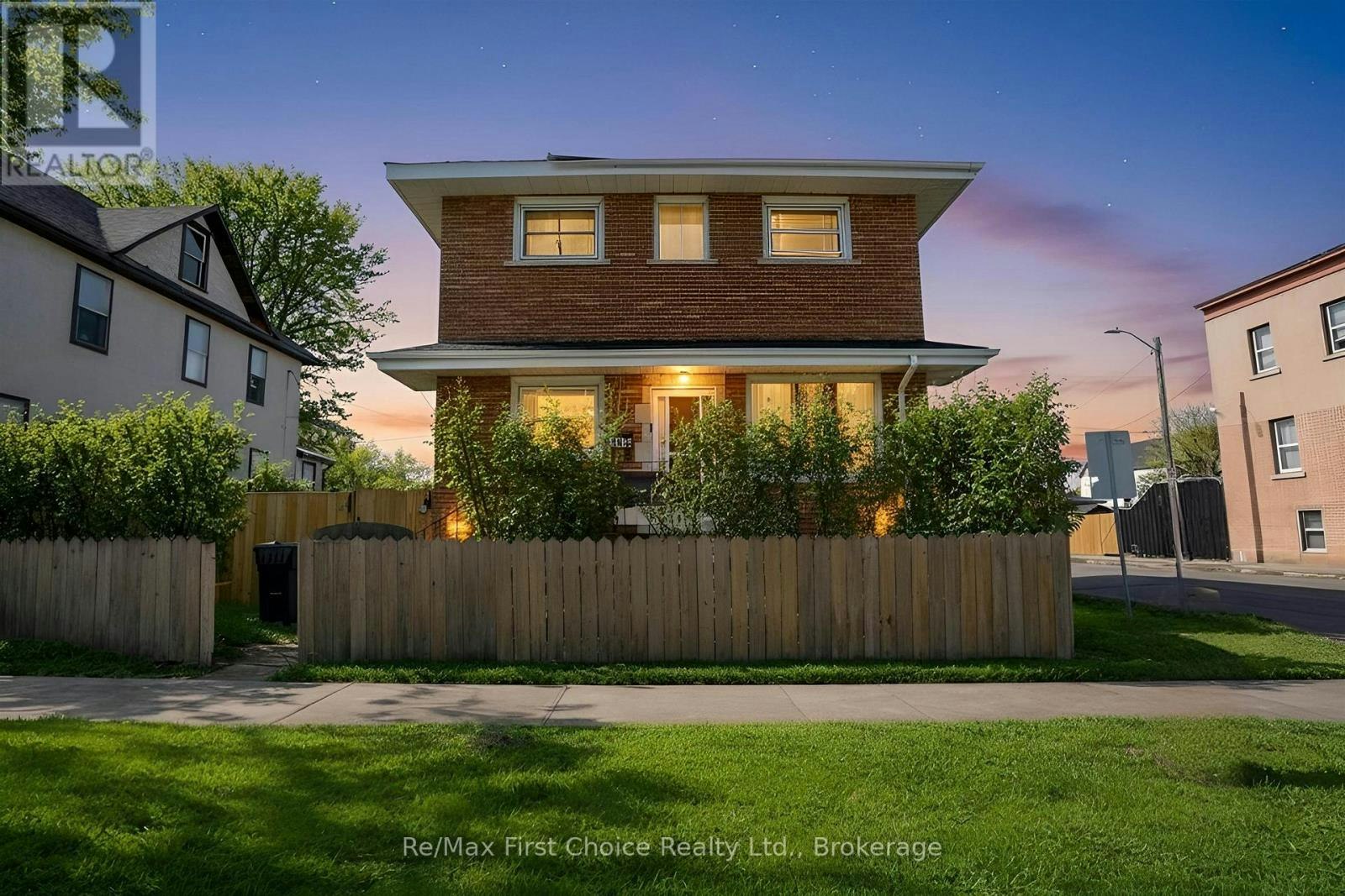 138 Rowand Street, Thunder Bay, ON, P7C 2P2