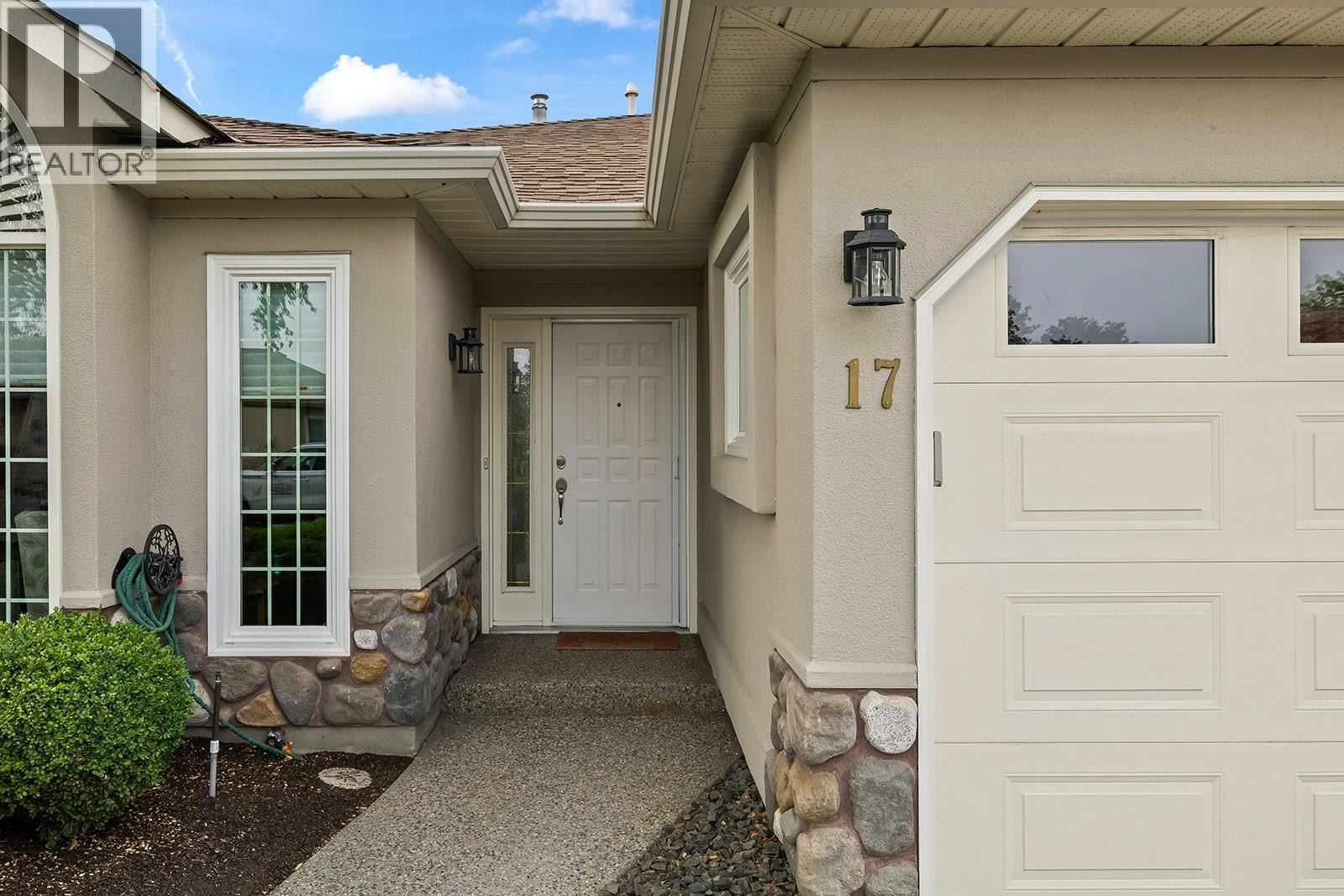 17-1201 Cameron Avenue - 2
