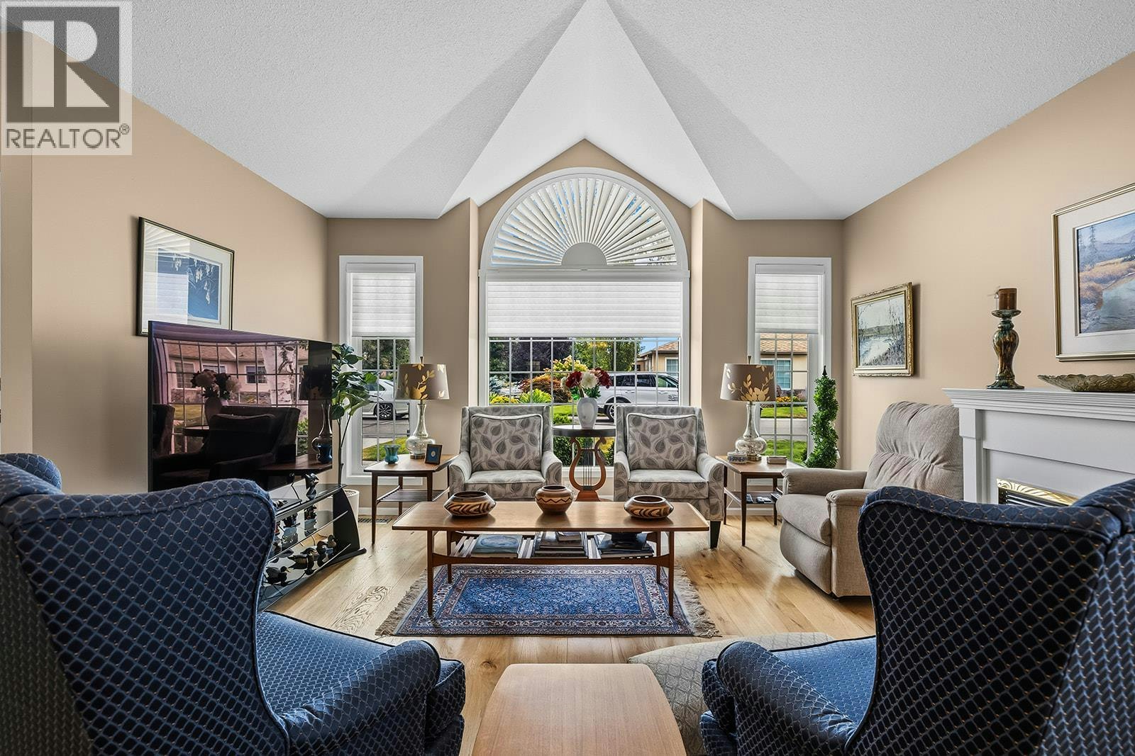 17-1201 Cameron Avenue - 5