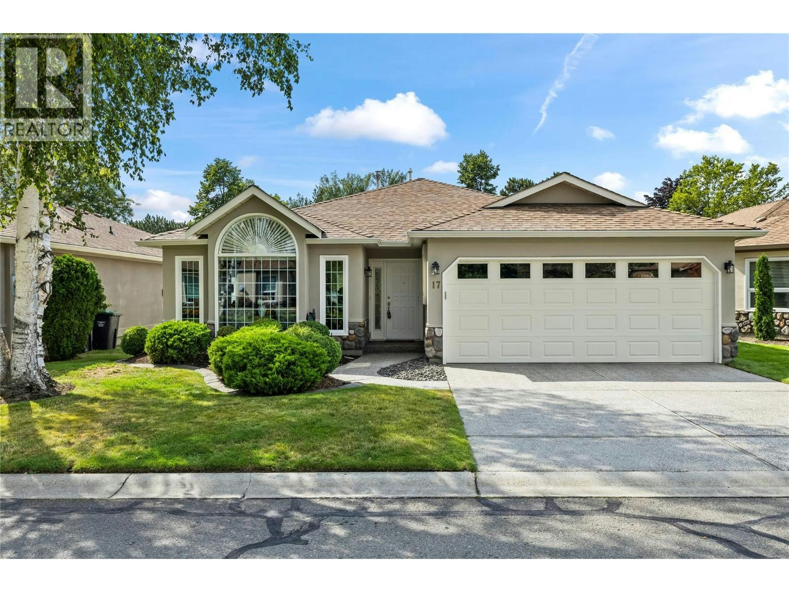 17-1201 Cameron Avenue, Kelowna, BC, V1W 3R7