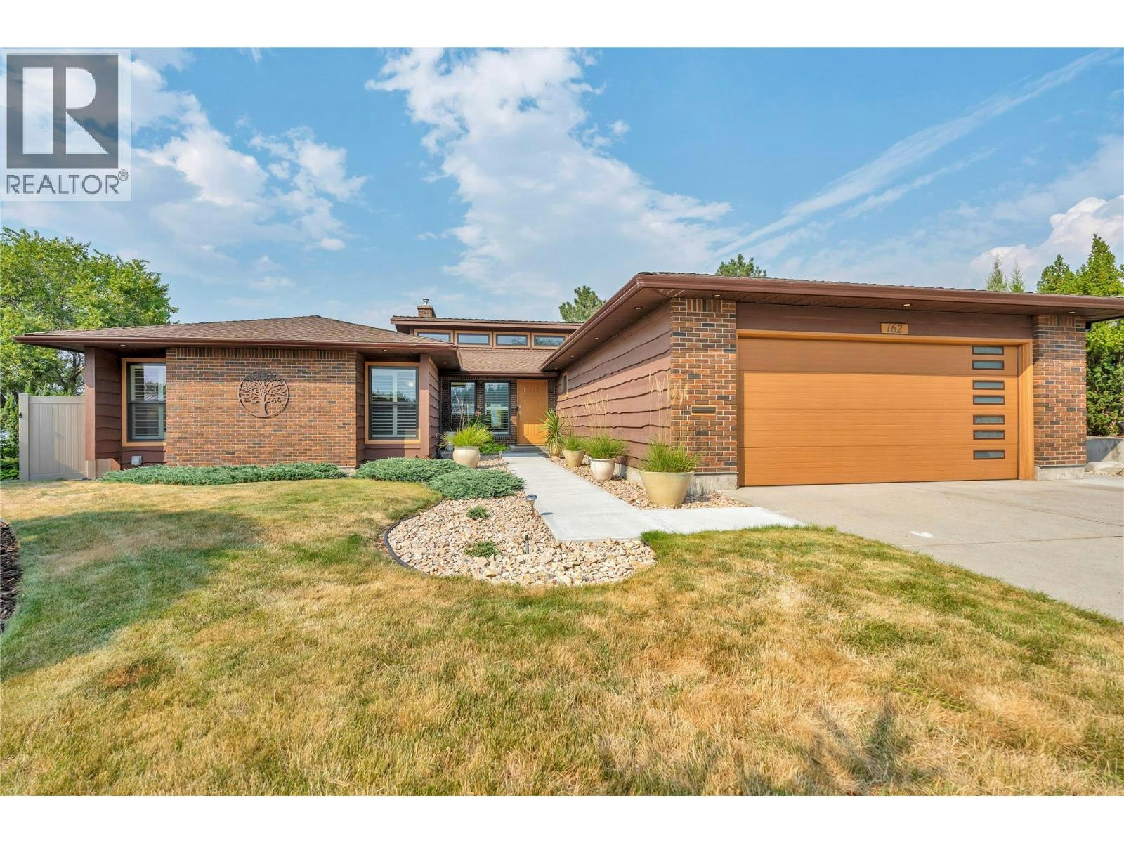 162 Westview Place, Penticton, BC, V2A 7W2